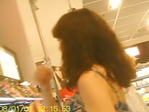 Oriental chick awesome up skirt legs on the voyeur camera
