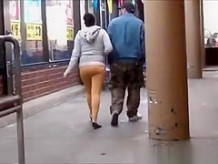 Big ass yellow leggings shopping