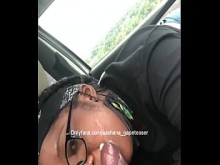 Un policía jamaicano fue sorprendido recibiendo una mamada