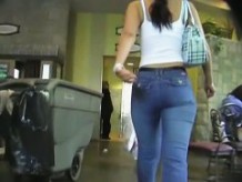 Girls in sexy jeans trousers caught in mall voyeur video