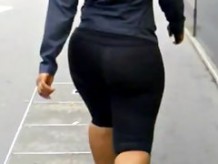 Black Ass thru leggin