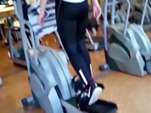 yogapants voyeur