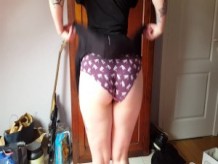 Inked Goth Emo girl flashes her purple panties