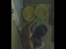 desi paquistaní grandes tetas hermana en la ducha atrapado cámara oculta