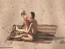 Sexo caliente en la playa