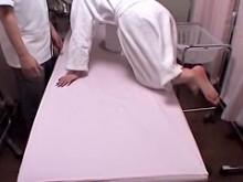 Vídeo de masaje voyeur erótico con una gran chica japonesa