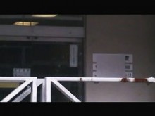 Personal de un hospital japonés en este inexplicable vídeo espía
