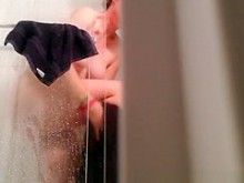 Esposa madura gordita espiada tomando ducha