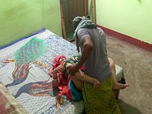 Sahu Bhabhi fue arrojado ruidosamente por el hermano -en la ley del vecindario