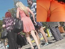 Hotty usando panty rosa up rosa disfraz