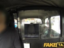 Faketaxi: El Stowaway que chupa a Weenie para un viaje gratis