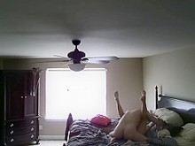 Esposa compartiendo con un amigo