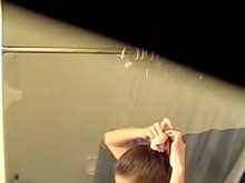 Camina de ducha Catches adolescentes Amateur Nude Titties (18+)