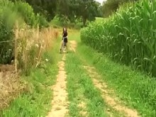 Orgiria salvaje al aire libre con Voyeur Papy
