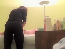 en el salón de depilación