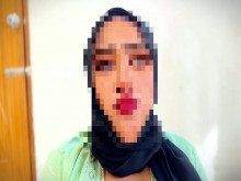 ¡La criada egipcia del hotel limpiaba mi habitación cuando vi su figura caliente y su masturbación!