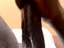 Mr.Nvsty se corre sobre su cámara