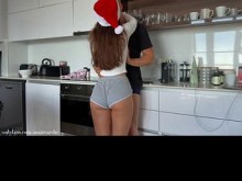 Caliente compañero de cuarto en la cocina folla una edición navideña navideña