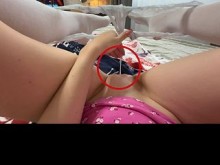 ¡DIOS MÍO! ¡Mírame correrme! Estoy muy cachonda hoy y mi coño está tan jodidamente mojado.