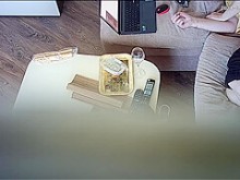 Masturbación captada por cámara muy escondida (falso)