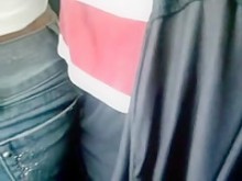 encoxando a mujer casada