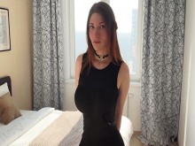 - ¡Abre las piernas rápidamente y déjame entrar en tu coño, hermanastra! Soy el único que te follará