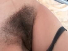 El hijastro de la criada se pajea viéndome exhibirme y masturbarme, necesito follar