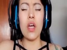 ¡ME TOCO MIENTRAS VEO PORNO AQUÍ EN PORNHUB SQUIRT OF PLACER!