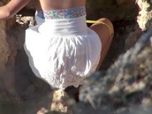 Chicas meando vídeo 106