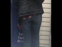 voyeur botín suave MILF en jeans