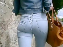 Culo en jeans que querrías pellizcar