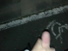 paja nocturna en la calle