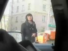 Al masturbador público le encanta que las mujeres lo miren