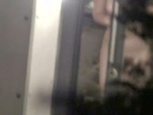 Madura asiática sentada desnuda en la ducha cam nri021 00