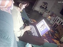mira porno y pilla