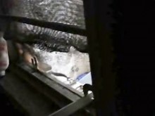 NO mi hermanastra en el baño
