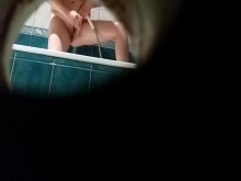 chica voyeur en la ducha