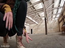 ¡Dejé mi ropa DETRÁS y SQUIRTE! | Desnudez pública almacén reto