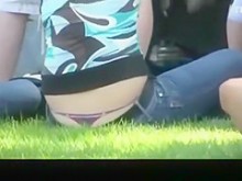 Tanga se desliza en el parque