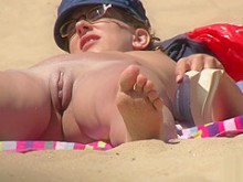 Gran COÑO Labios Primer Plano Playa Aficionados MILFS Video