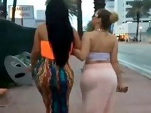 dos burbujas en un paseo