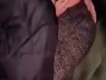 Esposa fue filmada en un club swinger en público cabalgando sobre una gran polla