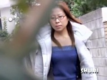 Las chicas japonesas agradables pierden la cima en incidentes de tiburones en público