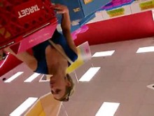 De compras de regreso a la escuela Hermosa MILF upskirt (falso) (18+)